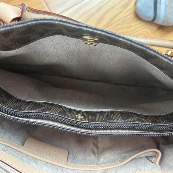 Michael Kors size‎ M brown beige tote bag - Picture 12 of 13